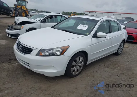 2009 Honda Accord 2.4 Ex-L z USA, uszkodzony, nr VIN 1HGCP26879A135132